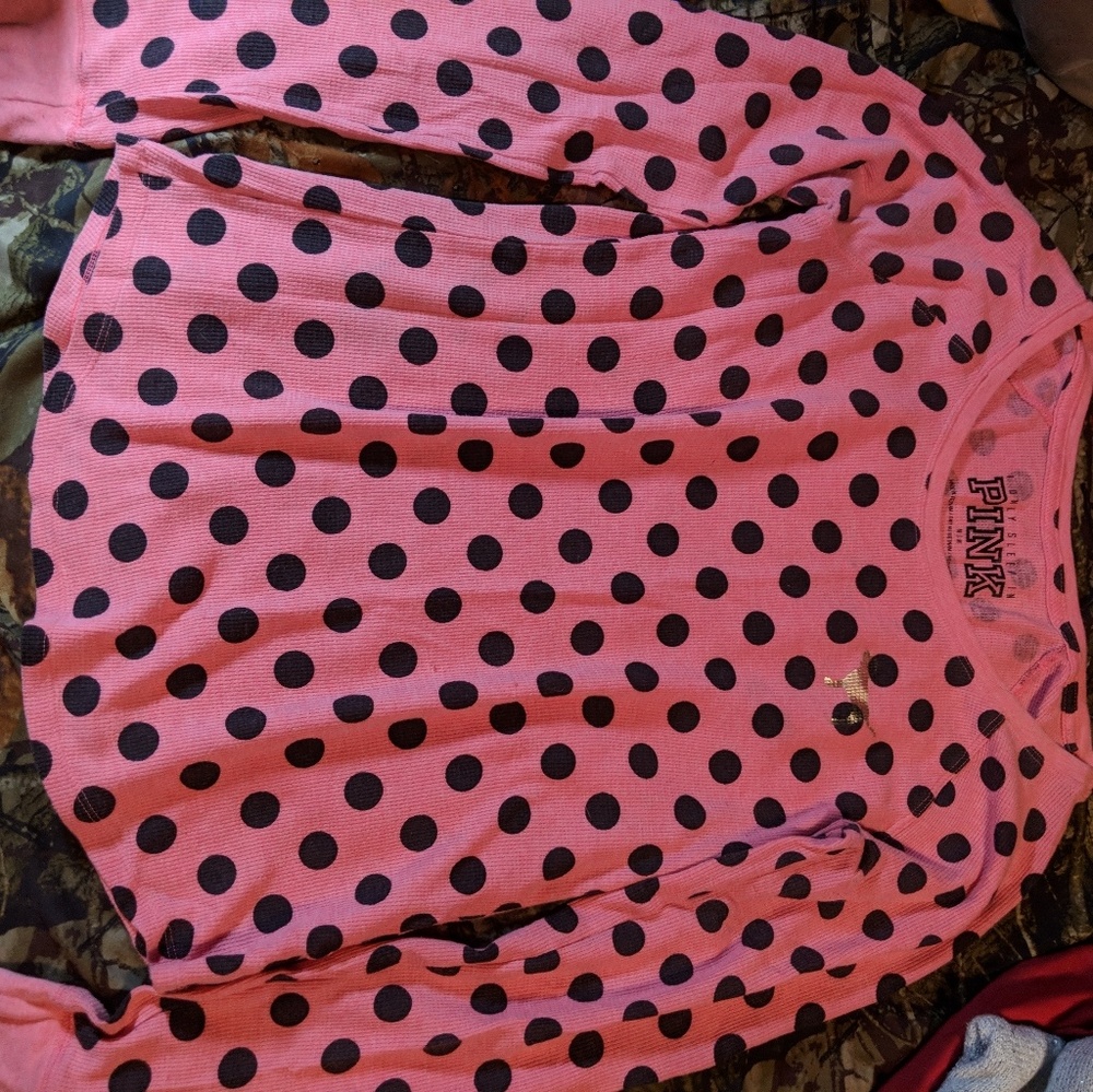VS sleep shirt